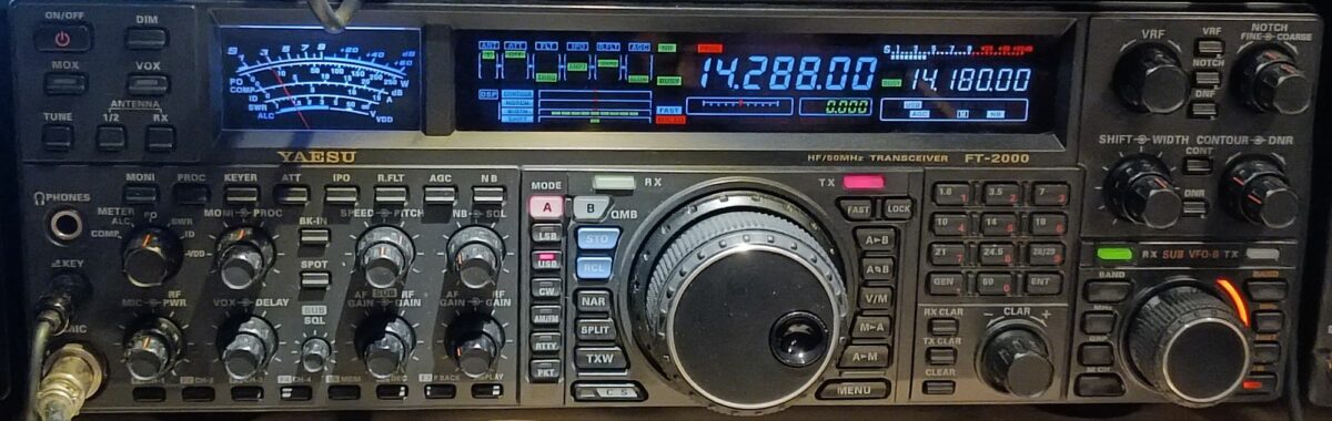 Yaesu FT-2000D Page